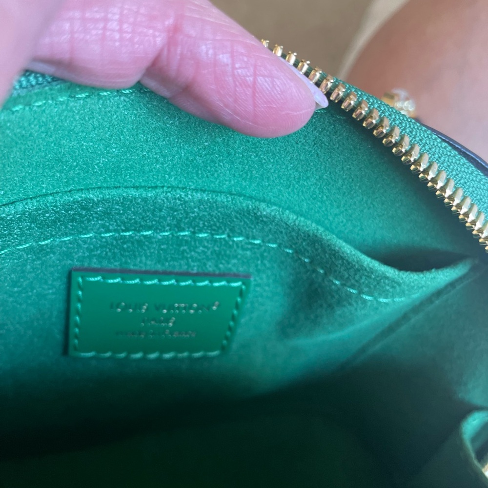 Louis Vuitton Alma Mini LV&I Epi Leather - Picture 12 of 14